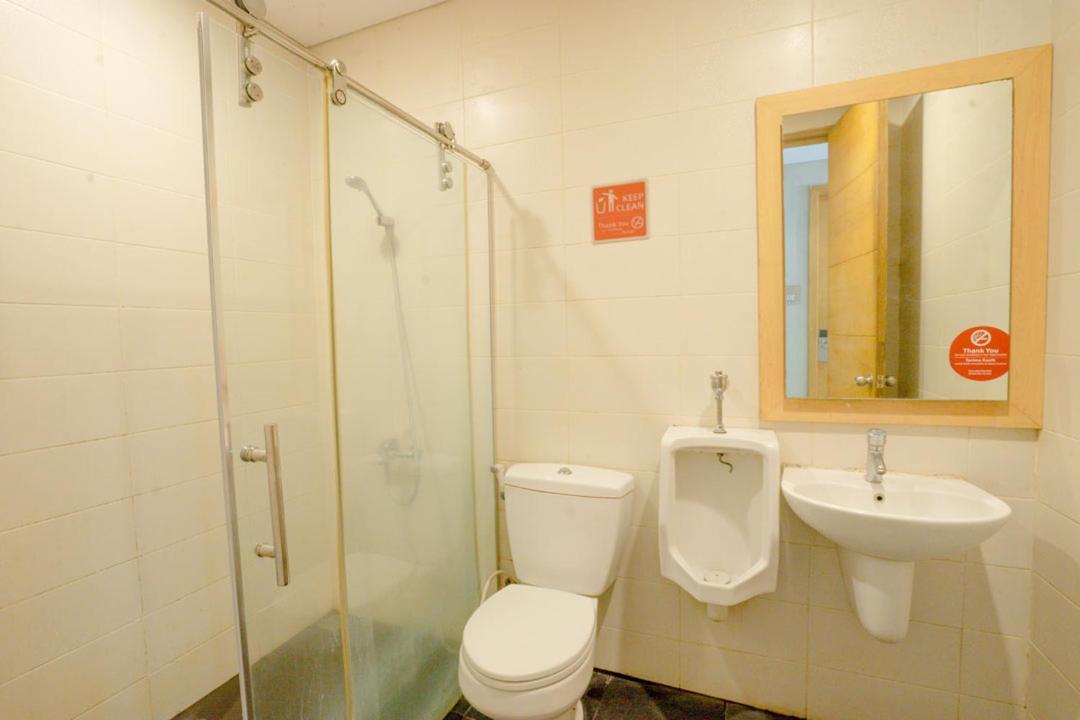 Life Hotel Stasiun Kota Сурабая Стая снимка